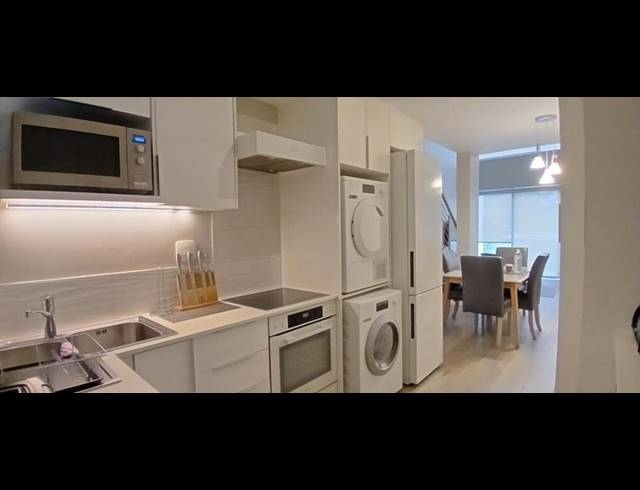 1 BEDROOM APARTMENT FOR SALE IN MENLYN
